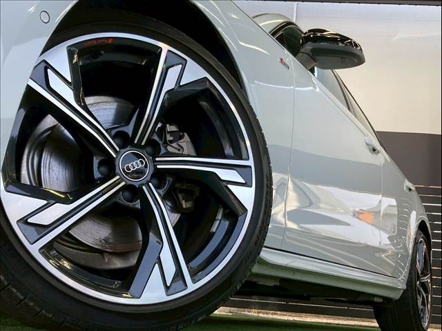 アウディ A4の画像19