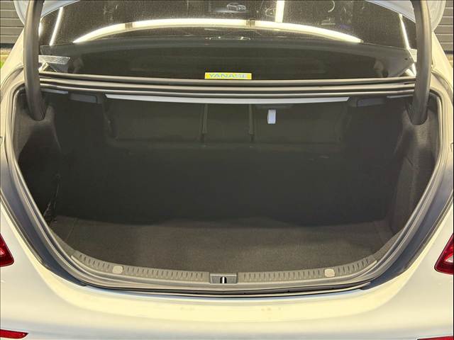 メルセデス・ベンツ E-CLASS Sedanの画像18