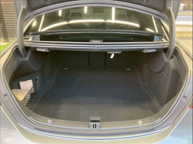 メルセデス・ベンツ E-CLASS Sedanの画像18