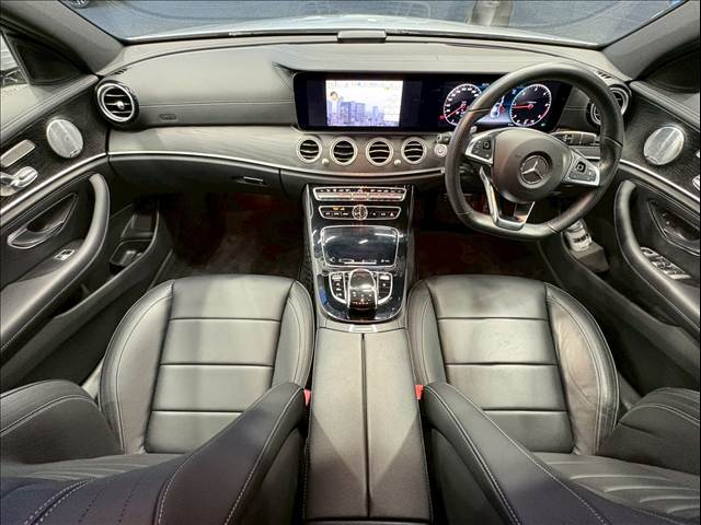 メルセデス・ベンツ E-CLASS Sedanの画像3