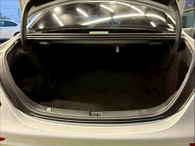 メルセデス・ベンツ E-CLASS Sedanの画像18