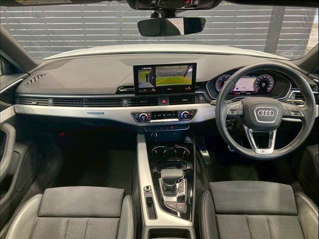 A4 Avant□40 TDI quattro S line 内装他