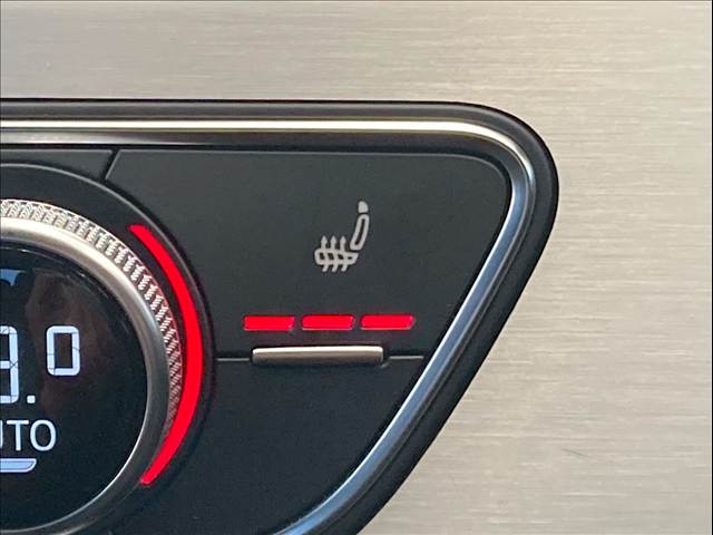 アウディ A4 Avantの画像11