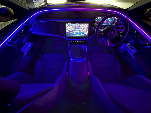 E-CLASS Sedan□E 200 アバンギャルド (ISG搭載モデル) AMGラインP 内装他