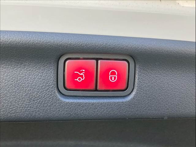 メルセデス・ベンツ&nbsp;C-CLASS Sedanの画像11