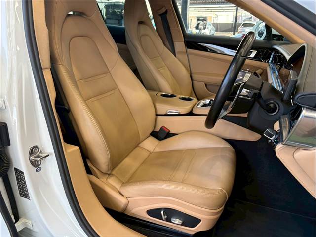 ポルシェ Panameraの画像6