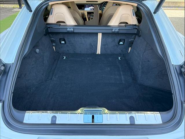 ポルシェ Panameraの画像18