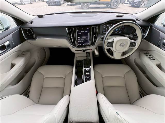 ボルボ&nbsp;V60の画像3