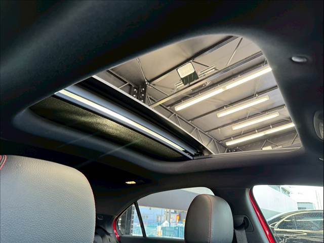 メルセデス・ベンツ A-CLASS Sedanの画像3