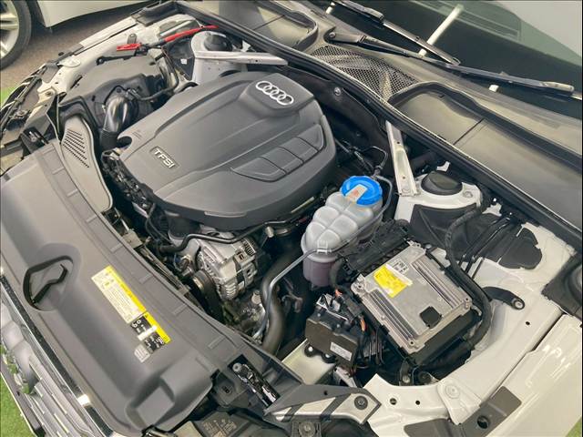 アウディ A4 Avantの画像12