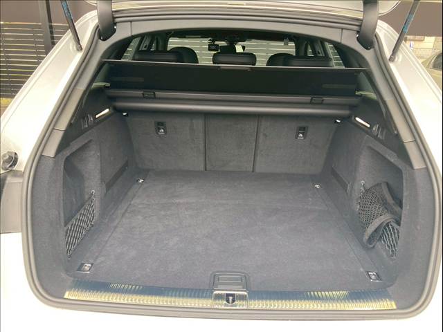 アウディ A4 Avantの画像18