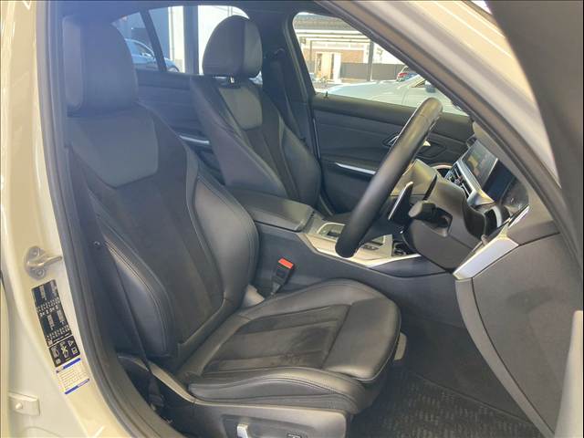 3Series Sedan□320d xDrive M Sport Edition Joy+ 内装他