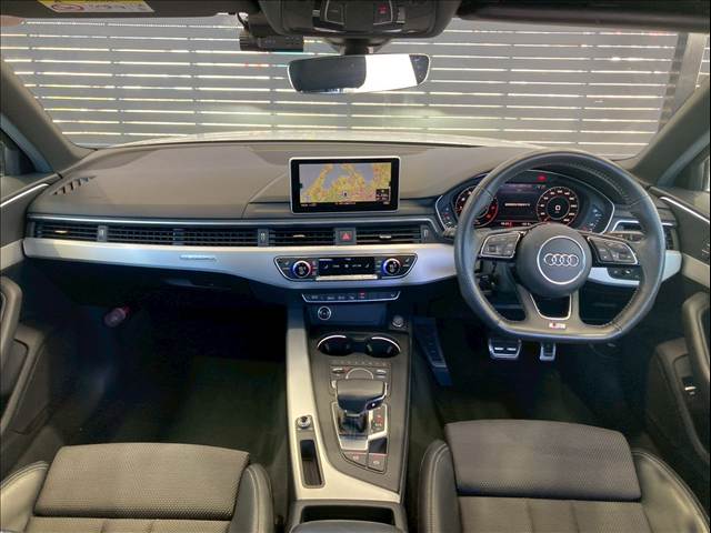 A4□45 TFSI quattro sport SラインPKG 内装他