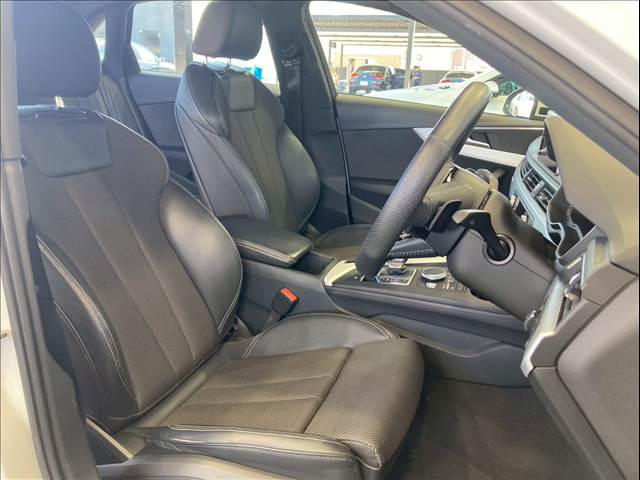 A4□45 TFSI quattro sport SラインPKG 内装他