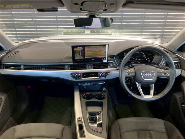 アウディ A4の画像3