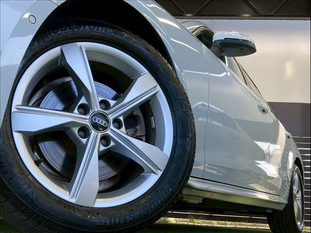 アウディ A4の画像19