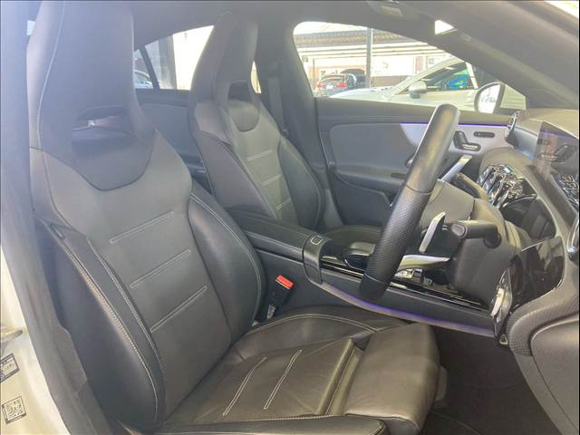 CLA-CLASS□CLA 200 d AMGライン 内装他