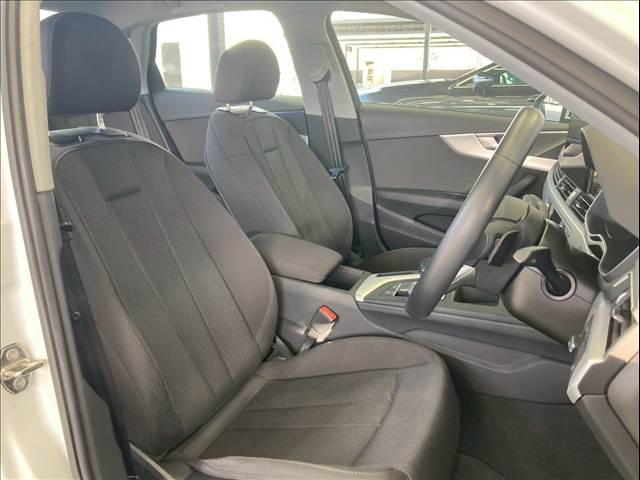 アウディ&nbsp;A4の画像6