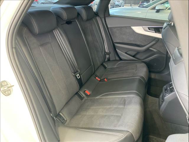 アウディ&nbsp;A4の画像7