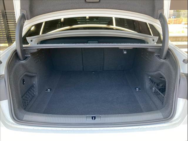 アウディ&nbsp;A4の画像18