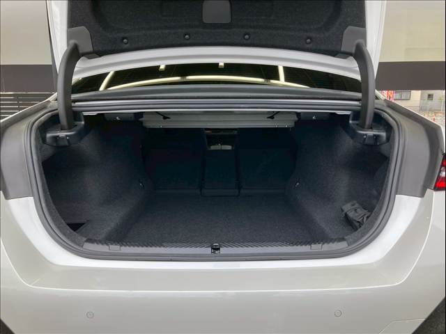 BMW&nbsp;5Series Sedanの画像18