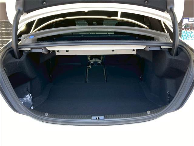 メルセデス・ベンツ C-CLASS Sedanの画像18