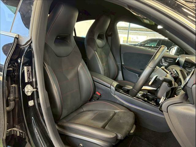CLA-CLASSCLA 200 d AMGライン 内装他