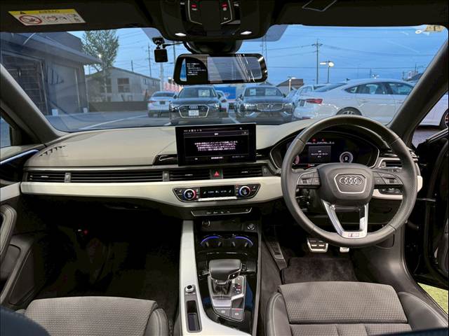 A4 Avant□35 TDI S line 内装他
