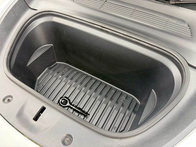 テスラ Model Yの画像18
