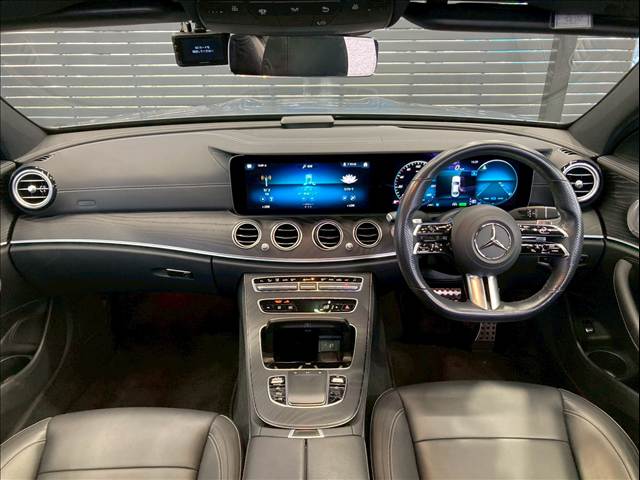E-CLASS Sedan□E 200 スポーツ(BSG搭載モデル) エクスクルーシブPKG 内装他