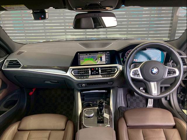 4Series Coupe420iクーペ Mスポーツ 1オーナー車/オプション19インチAW/ブラウンレザー/シートクーラー/シートヒーター/シートメモリー/パワーシート/全方位カメラ/レーダークルコン/レーンキープアシスト/ACC/BSM 内装他