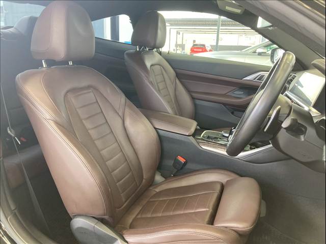 4Series Coupe420iクーペ Mスポーツ 1オーナー車/オプション19インチAW/ブラウンレザー/シートクーラー/シートヒーター/シートメモリー/パワーシート/全方位カメラ/レーダークルコン/レーンキープアシスト/ACC/BSM 内装他