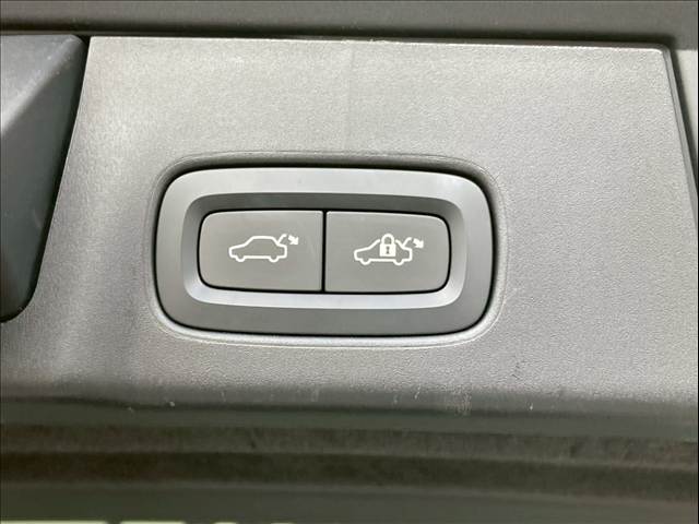 ボルボ V90の画像11
