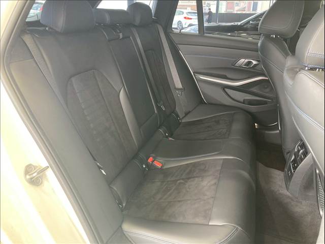 BMW 3Series Touringの画像7