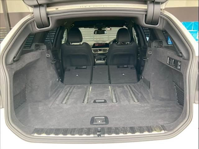 BMW 3Series Touringの画像18