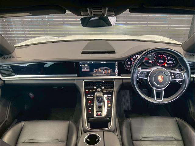ポルシェ Panameraの画像3