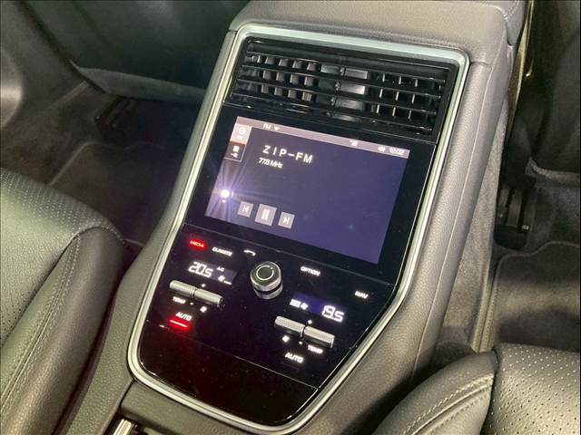 ポルシェ Panameraの画像9