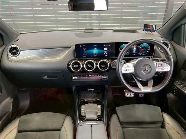 メルセデス・ベンツB-CLASS□B180 AMGライン 内装他