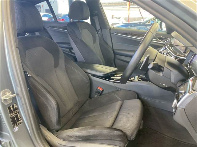 BMW 5Series Sedanの画像11