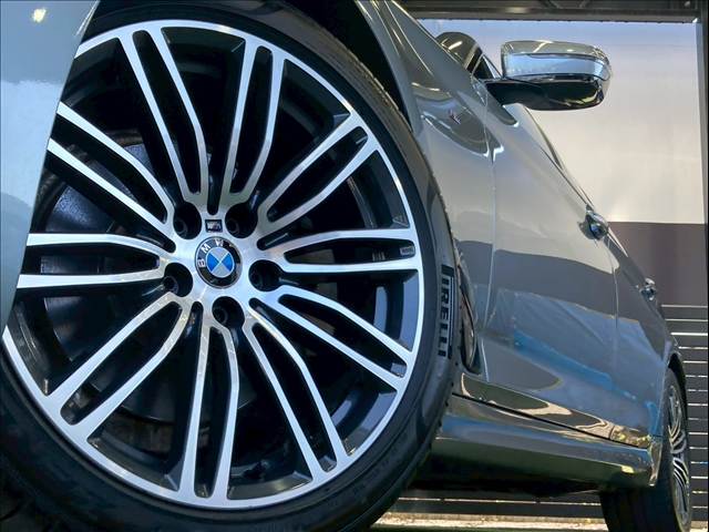 BMW 5Series Sedanの画像19