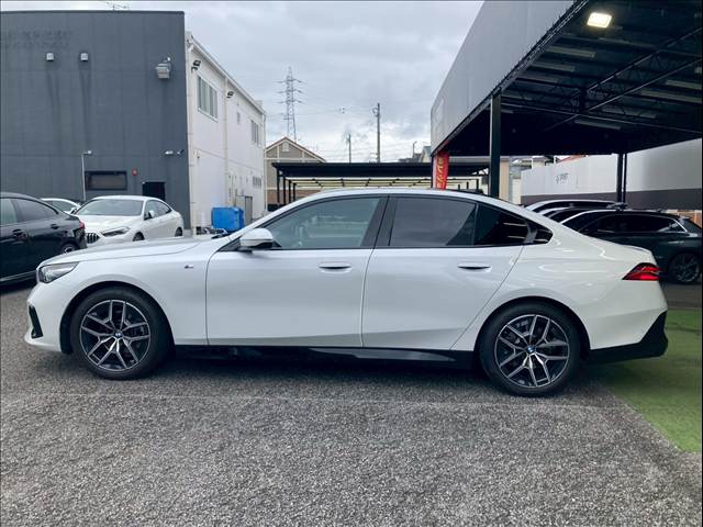 BMW 5Series Sedanの画像17