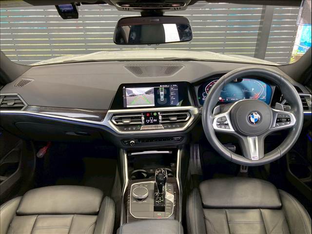 BMW3Series Sedan320d xDrive Mスポーツ ハイラインPKG/コンフォートPKG/オプション19インチAW/AppleCarPlay/黒革シート/パワーシート/シートメモリー/シートヒーター/電動トランク/レーダークルコン/ブラインドスポット 内装他