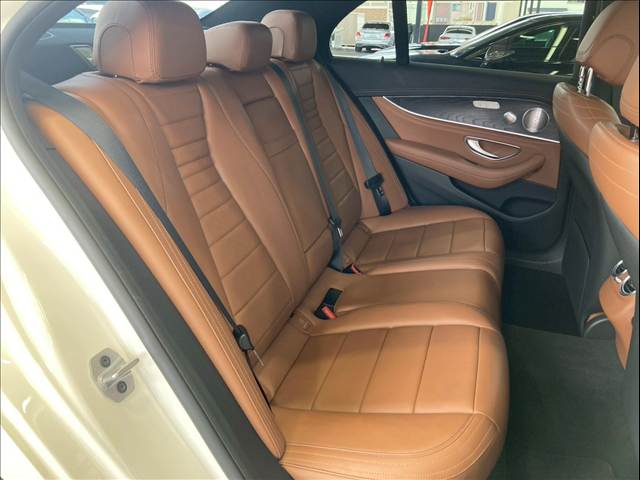 メルセデス・ベンツ E-CLASS Sedanの画像12
