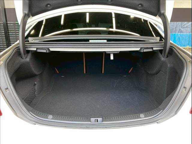 メルセデス・ベンツ E-CLASS Sedanの画像13