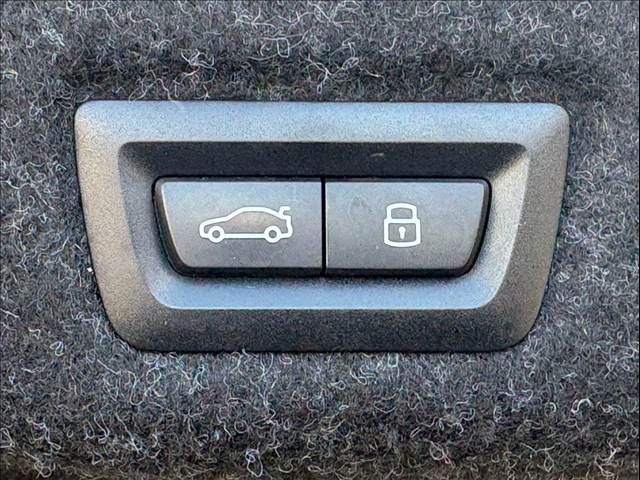 BMW 5Series Sedanの画像8