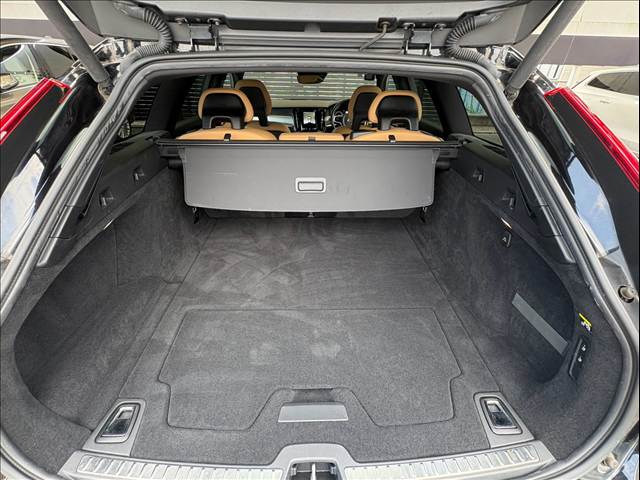 ボルボ V90の画像13