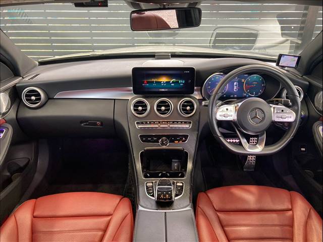 メルセデス・ベンツC-CLASS Sedan□C 220 d ローレウス エディション 内装他