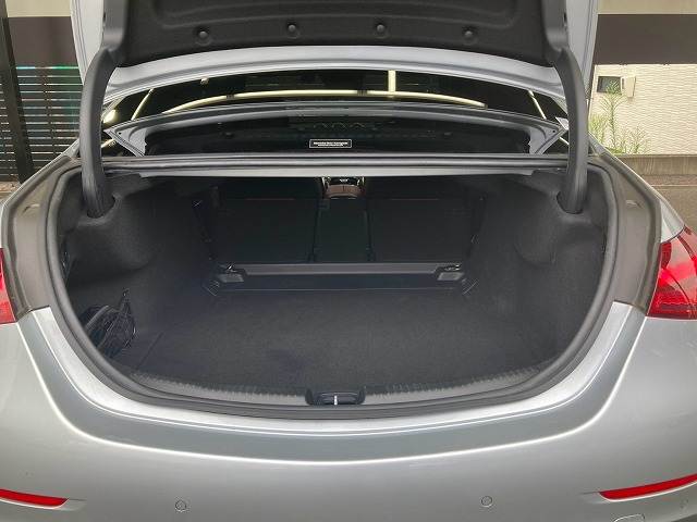 メルセデス・ベンツ C-CLASS Sedanの画像13