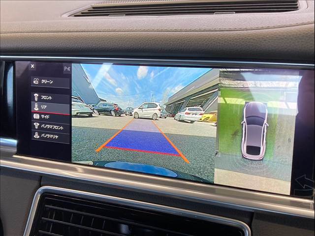 Panamera４　４人乗り／全方位カメラ／ＰＡＳＭ／アゲートグレーインテリアカラー／ヴァルカノグレーメタリック／ＡｐｐｌｅＣａｒＰｌａｙ／１４ｗａｙパワーシート／レーンキープアシスト／電動リアゲート／エントリードライブ 内装他