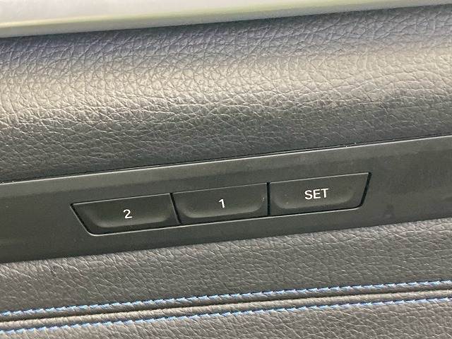 5Series Sedan□523d M Sport 全方位カメラ/シートメモリ/レーダークルーズ 内装他